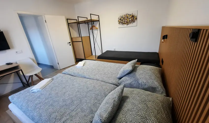 Svirg Terml Panzi Hajdnns - Hsvt