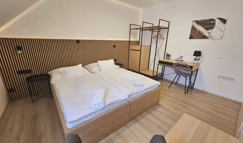 Svirg Terml Panzi Hajdnns - Hsvt