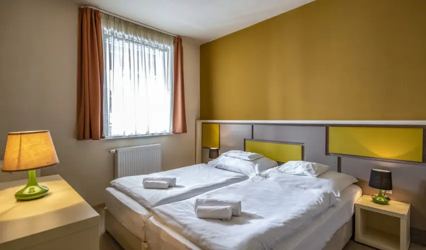 Term�l Apartmanok & Kemping Hark�ny Hark�ny - H�sv�t - teljes el�refizet�ssel