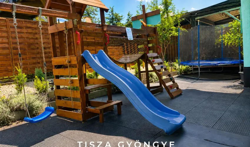 Tisza Gy�ngye Apartmanok Szeged - H�sv�t
