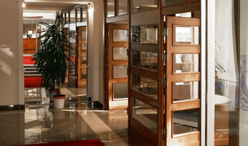 Tisza Hotel Szeged - Hsvt 