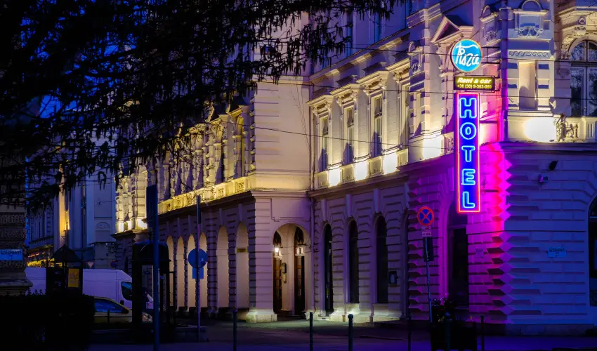 Tisza Hotel Szeged - Hsvt 