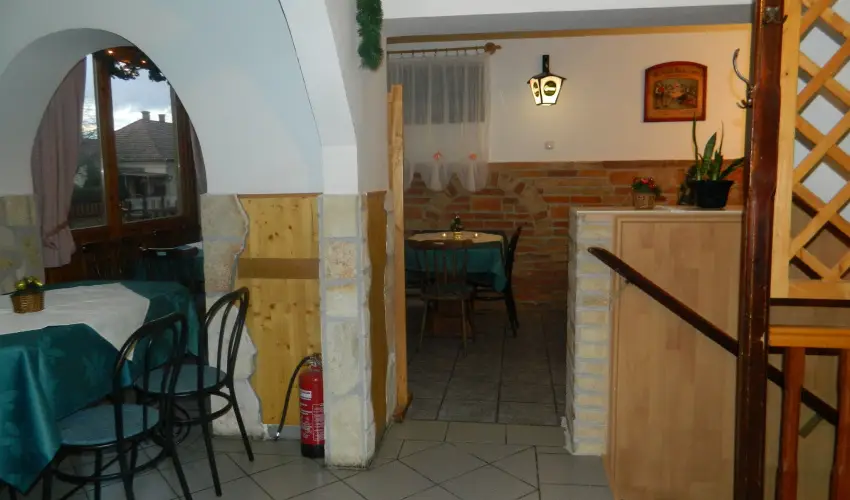 T�kert Fogad� Nagym�nyok - H�sv�t