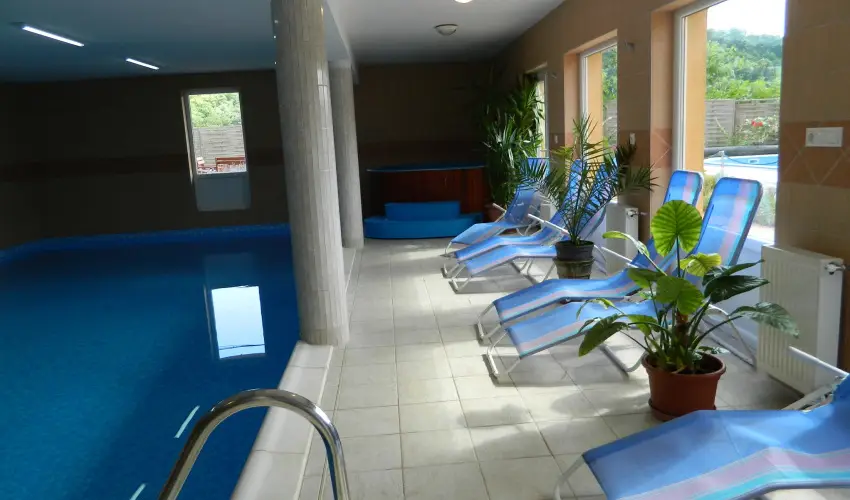 T�kert Fogad� Nagym�nyok - H�sv�t