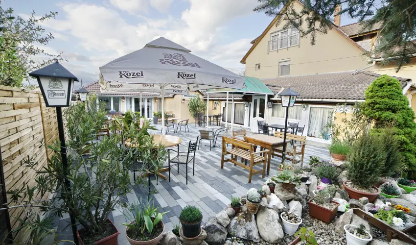 T�kert Fogad� Nagym�nyok - H�sv�t