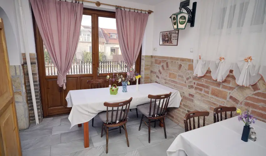 T�kert Fogad� Nagym�nyok - H�sv�t