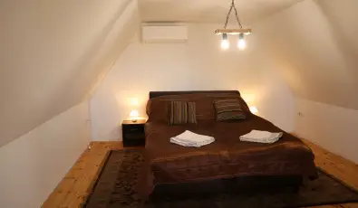 T�csi lak Szigetszentm�rton