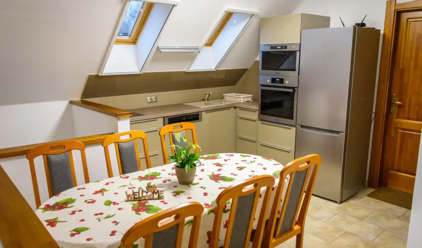 Tulipn Vendghz rvnyes - Hsvt (min. 2 j)