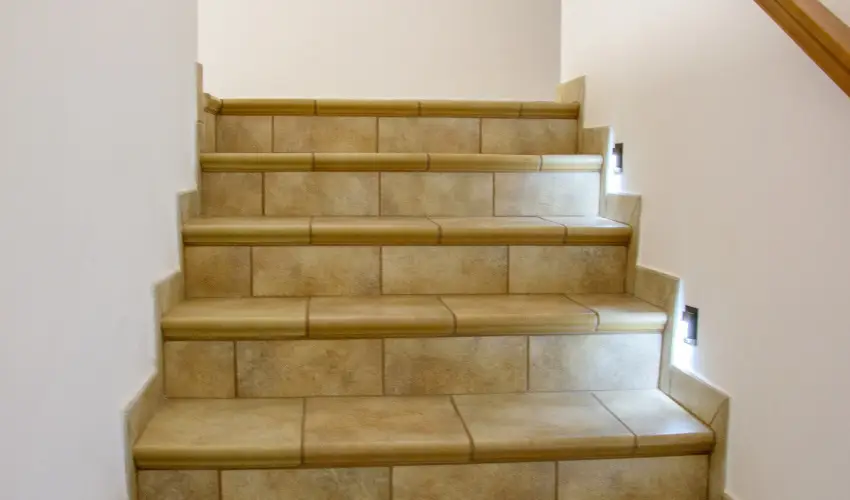 Tulipn Vendghz rvnyes - Hsvt (min. 2 j)