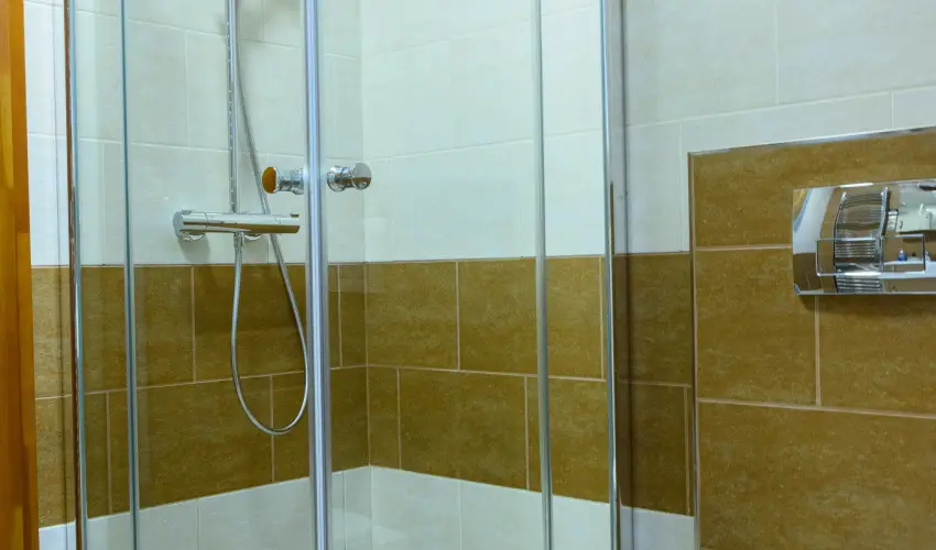 Tulipn Vendghz rvnyes - Hsvt (min. 2 j)