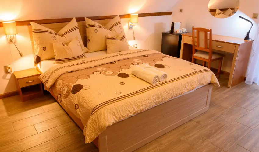 Tulipn Vendghz rvnyes - Hsvt (min. 2 j)