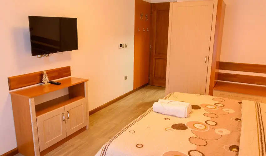 Tulipn Vendghz rvnyes - Hsvt (min. 2 j)