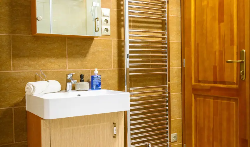 Tulipn Vendghz rvnyes - Hsvt (min. 2 j)