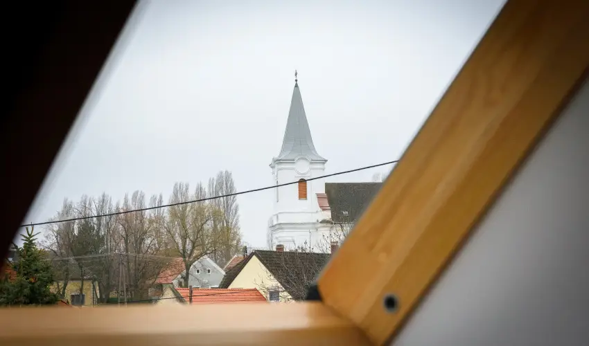 Tulipn Vendghz rvnyes - Hsvt (min. 2 j)