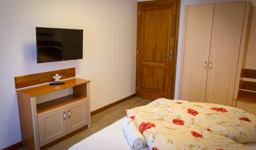 Tulipn Vendghz rvnyes - Hsvt (min. 2 j)