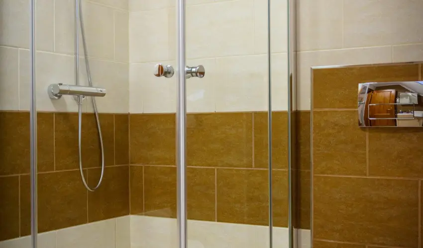 Tulipn Vendghz rvnyes - Hsvt (min. 2 j)