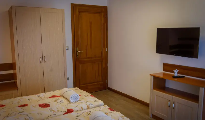 Tulipn Vendghz rvnyes - Hsvt (min. 2 j)