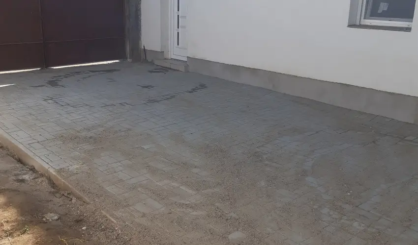 Tulip�nos Vend�gh�z �r - H�sv�t