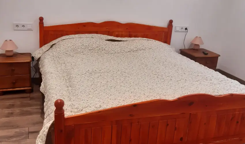 Tulip�nos Vend�gh�z �r - H�sv�t