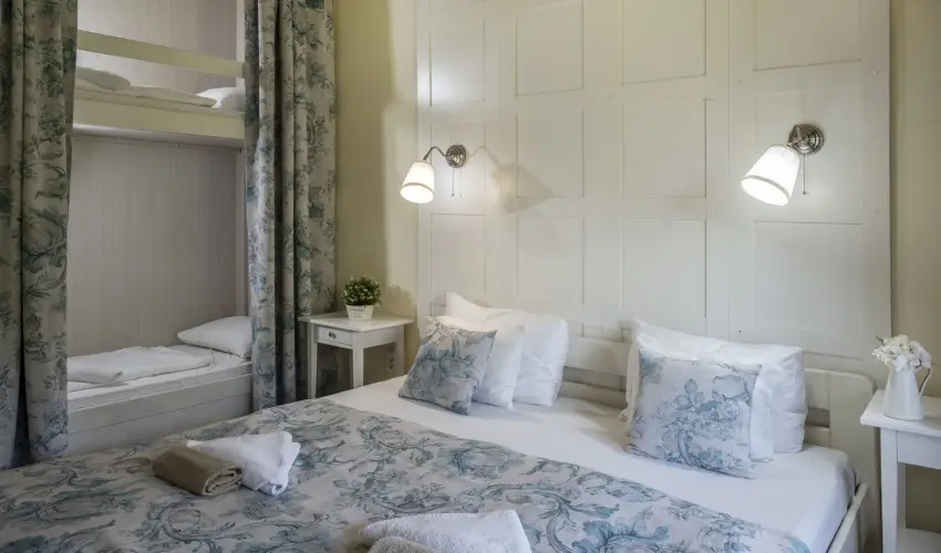 T�nd�rkert Hotel Noszvaj - H�sv�t (min. 2 �j)