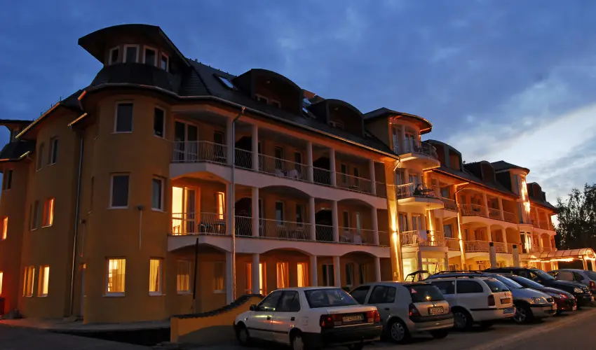 Venus Hotel Zalakaros - H�sv�t (min. 3 �j)