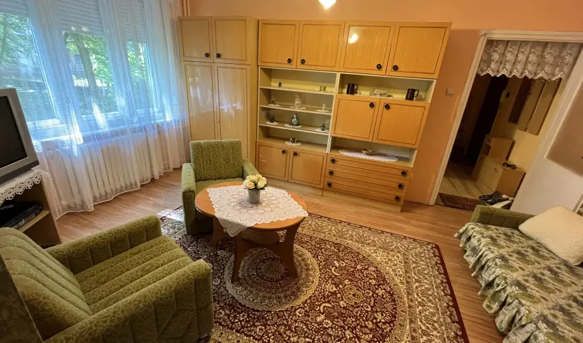 Vica Apartman Tisza�jv�ros - H�sv�t (min. 2 �j)