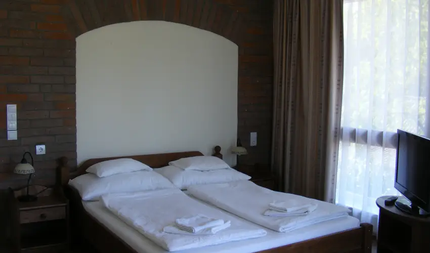 Viktor Bor- s Vendghz Balatonmriafrd - Hsvt 