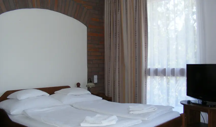 Viktor Bor- s Vendghz Balatonmriafrd - Hsvt 