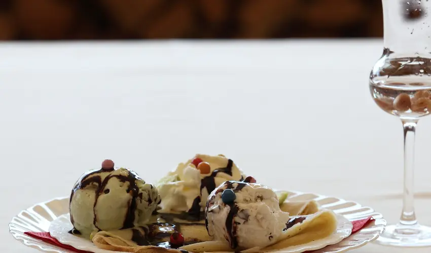 Viktor Bor- s Vendghz Balatonmriafrd - Hsvt 