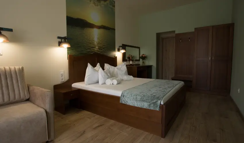 Viktor Bor- s Vendghz Balatonmriafrd - Hsvt 