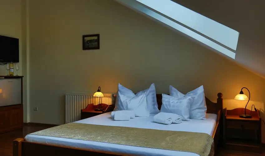 Viktor Bor- s Vendghz Balatonmriafrd - Hsvt 