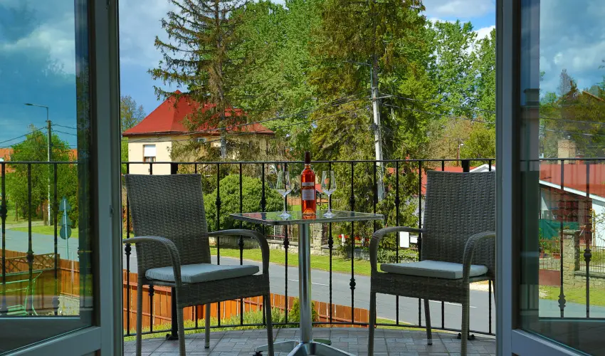 Viktor Bor- s Vendghz Balatonmriafrd - Hsvt 