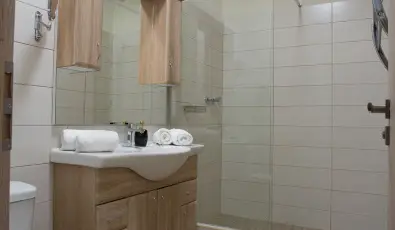 Viktor Bor- s Vendghz Balatonmriafrd