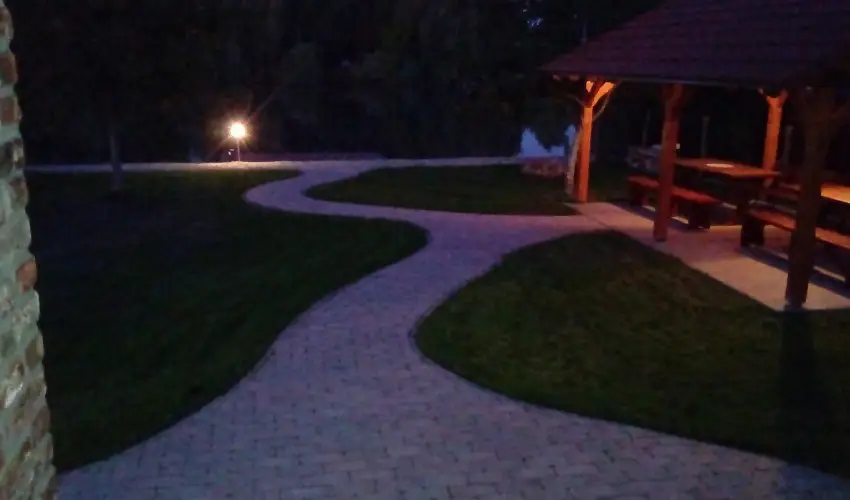 Virg dlhz Szarvas - Hsvt