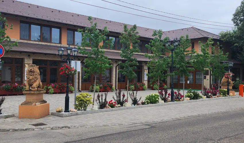 Vrs lom Apartman Panzi Tiszakcske Tiszakcske - Hsvt