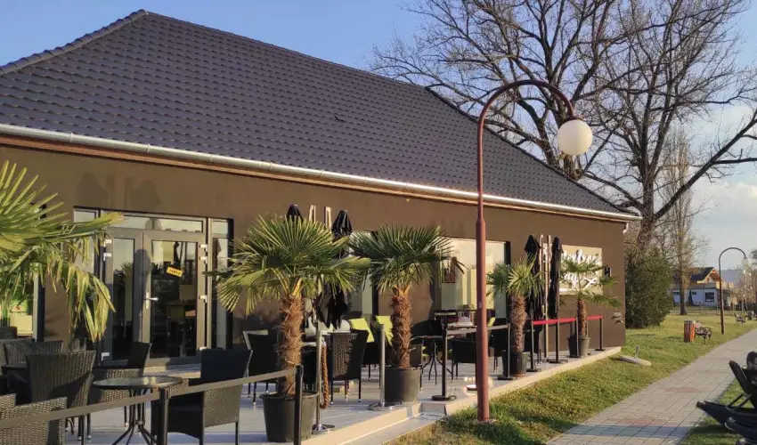 Waterfront Lodge Dunapataj - Hsvt