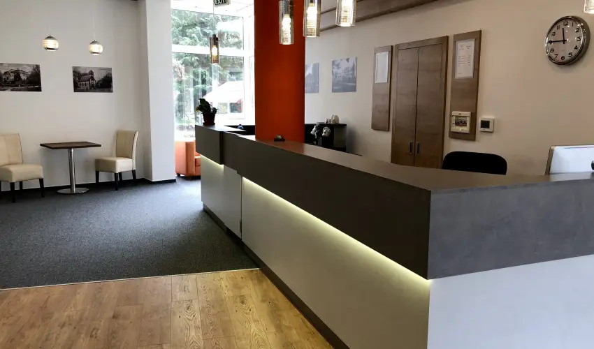 Well Hotel Harkny - Hsvt