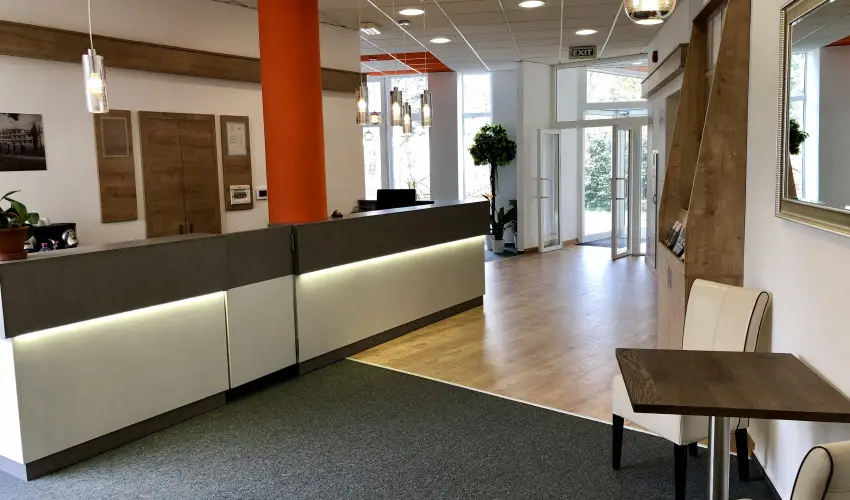 Well Hotel Harkny - Hsvt