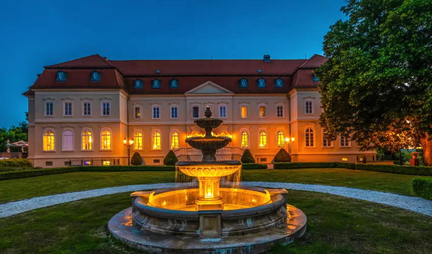 La Contessa Kastlyhotel Szilvsvrad - Hsvt