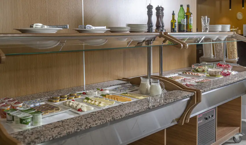 Willis Hotel Business & Wellness Zalaegerszeg - H�sv�ti felfriss�l�s f�lpanzi�val (min. 2 �j)