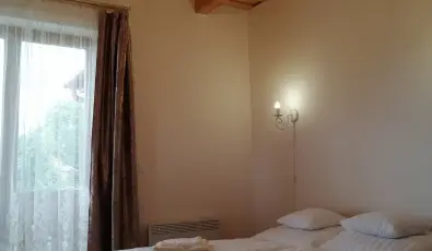 Zempl�ni T�nd�rkert Vend�gh�z F�z�rkoml�s