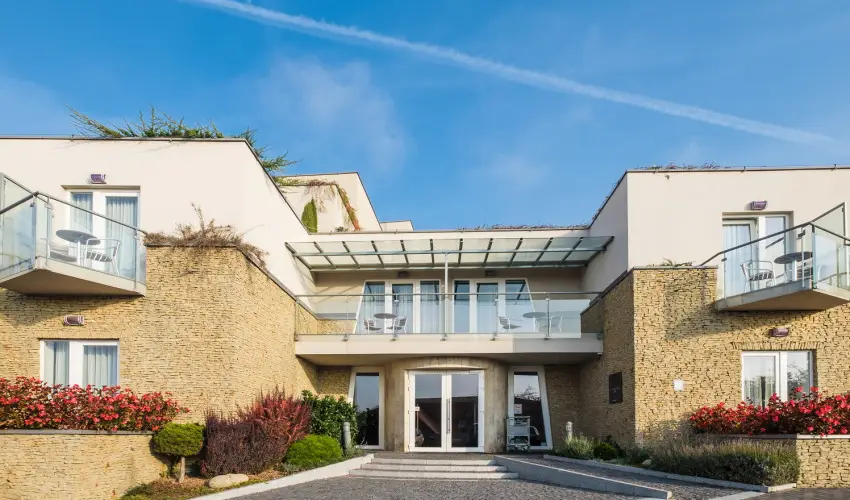 Zenit Hotel Balaton Vonyarcvashegy - Hsvt - teljes elrefizetssel (min. 2 j)