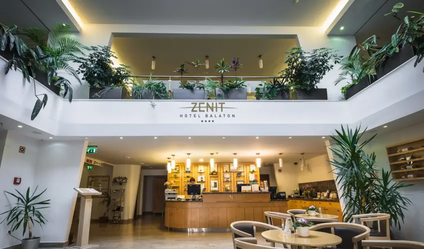 Zenit Hotel Balaton Vonyarcvashegy - Hsvt - teljes elrefizetssel (min. 2 j)