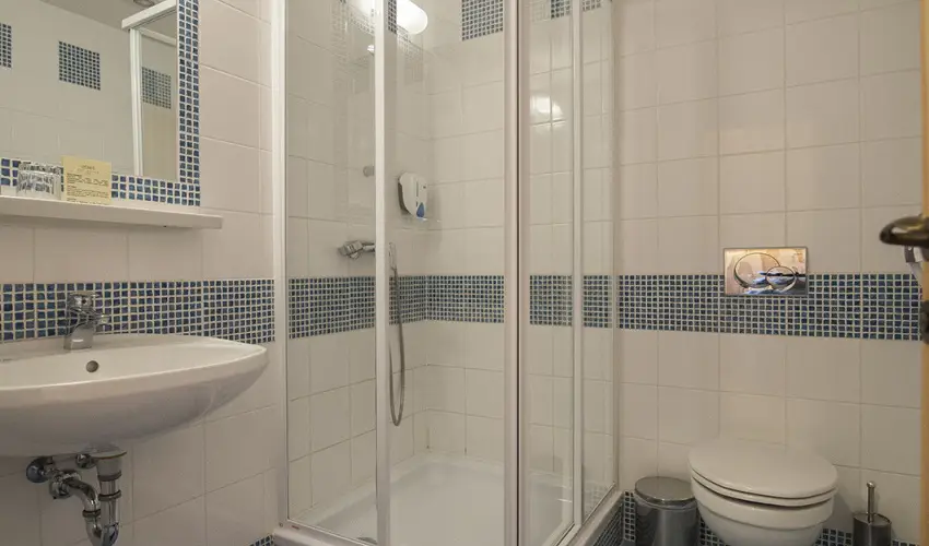 Zenit Hotel Balaton Vonyarcvashegy - Hsvt - teljes elrefizetssel (min. 2 j)