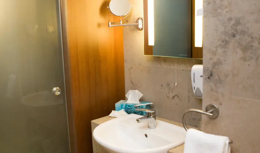 Zenit Hotel Balaton Vonyarcvashegy - Hsvt - teljes elrefizetssel (min. 2 j)