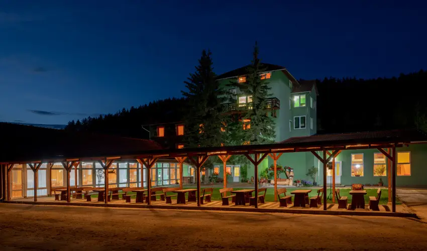 Zldsziget Menedk Rendezvny s Pihenhz Brna - Hsvt